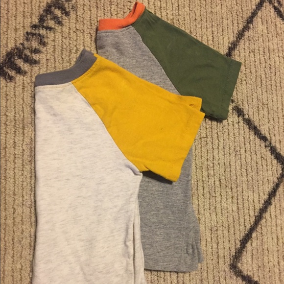 Boys Old Navy ringer tee bundle - Picture 2 of 2